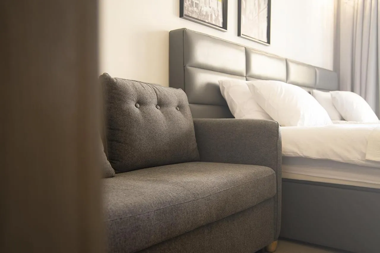 Aparthotel Jimmy'S Suites Larnaca