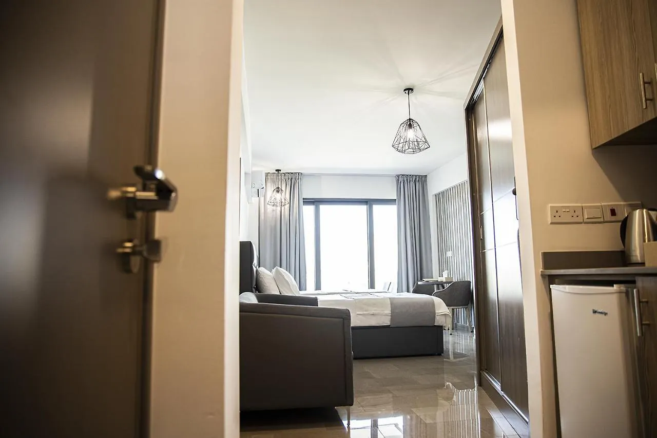 Aparthotel Jimmy'S Suites Larnaca